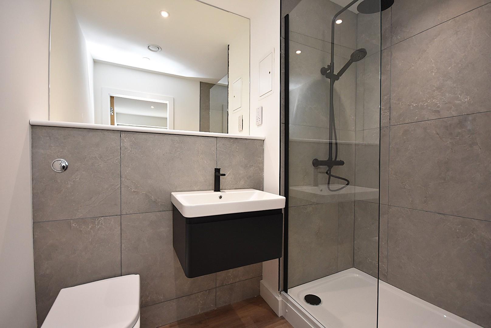 21 Eddystone House, Ferry Court, Cardiff, CF11 0AU